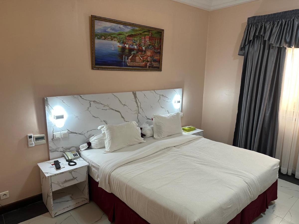 Hotel Fleur De Lys Almadies Dakar Exterior foto